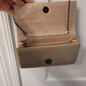 Metallic clutch